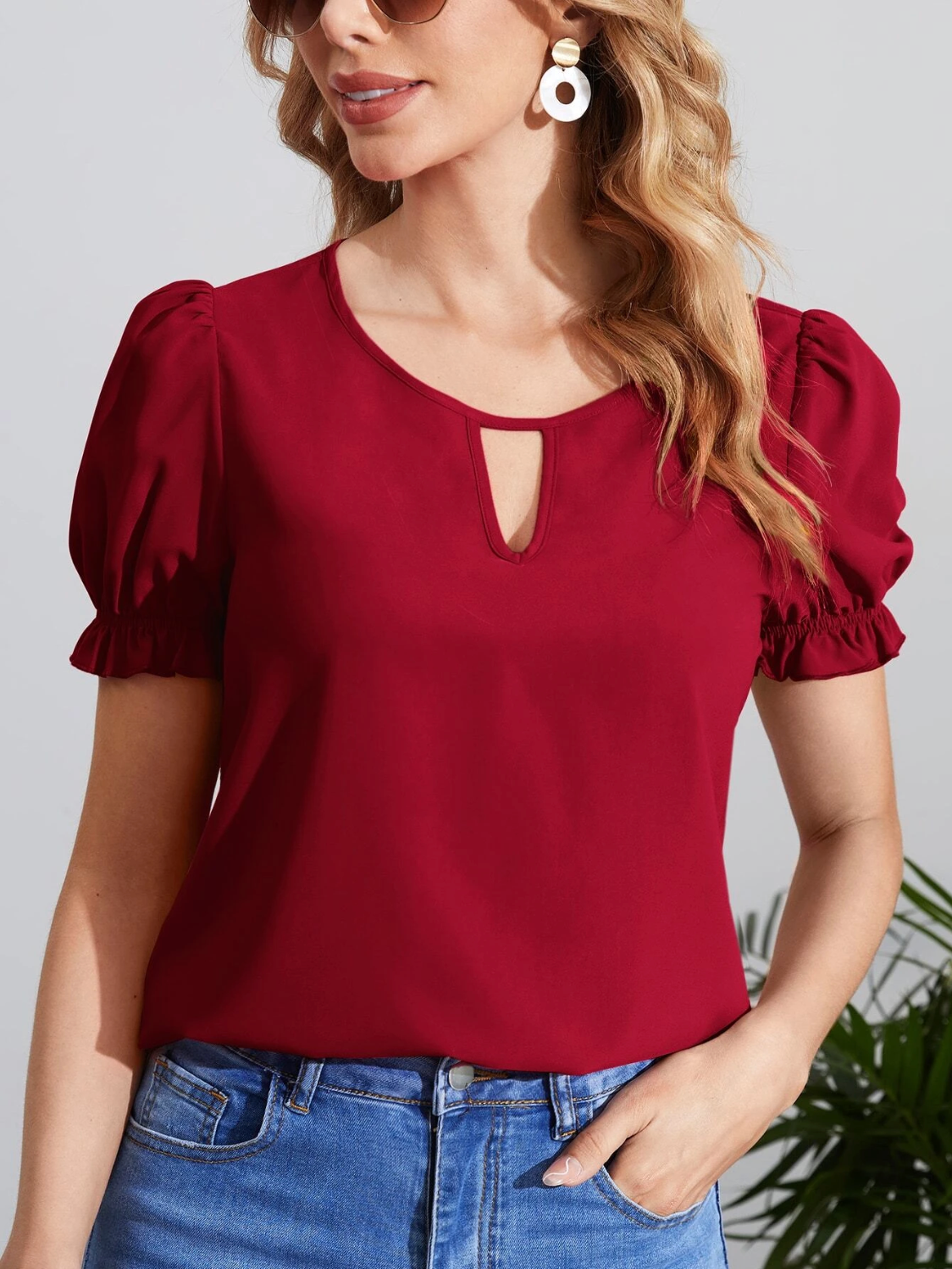 SHEIN Clasi Blusa con cuello de ojal y manga abullonada, blusas de manga corta