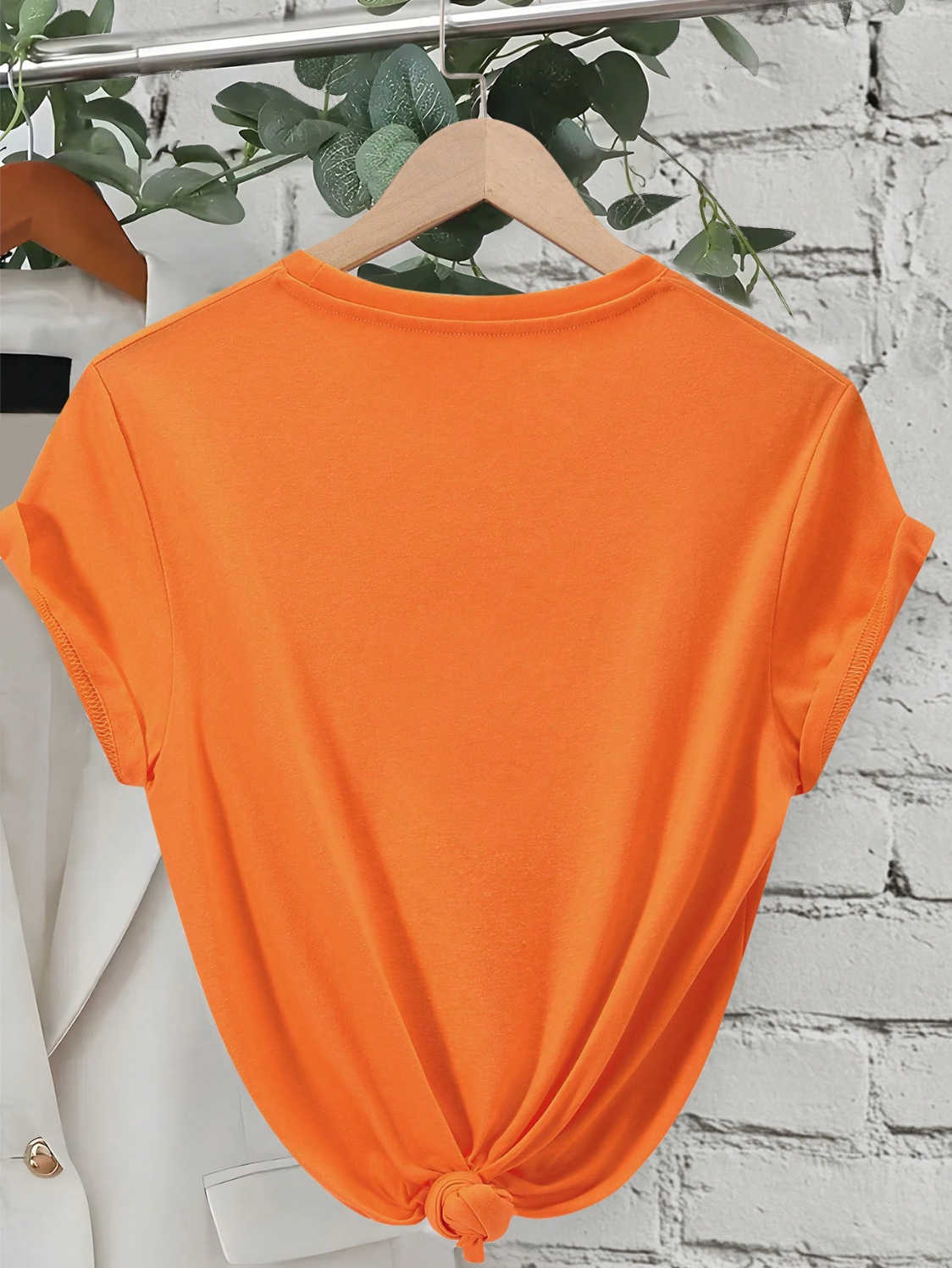INAWLY Camiseta gráfica de lema "Encuentra el amor en lo ordinario" - Camisetas gráficas para mujeres