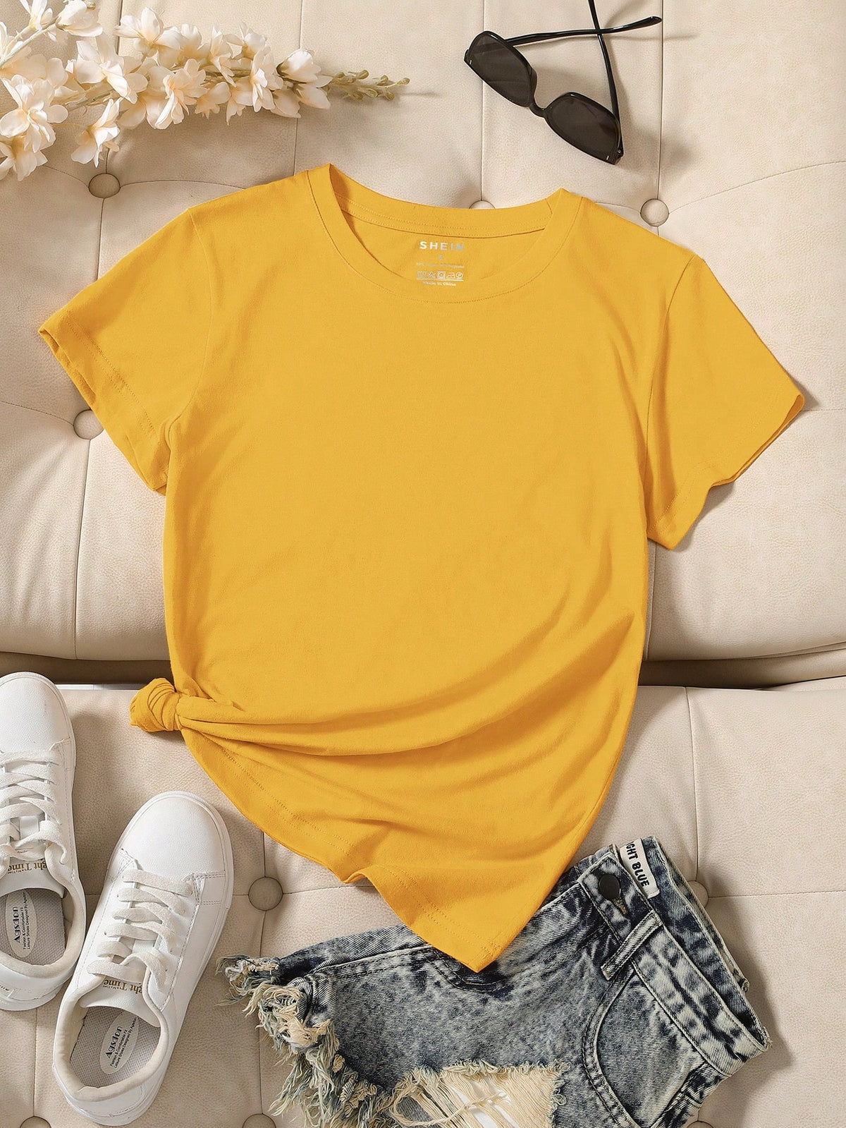 INAWLY Camiseta casual de manga corta y cuello redondo en unicolor para mujer en verano - Mostaza Amarilla