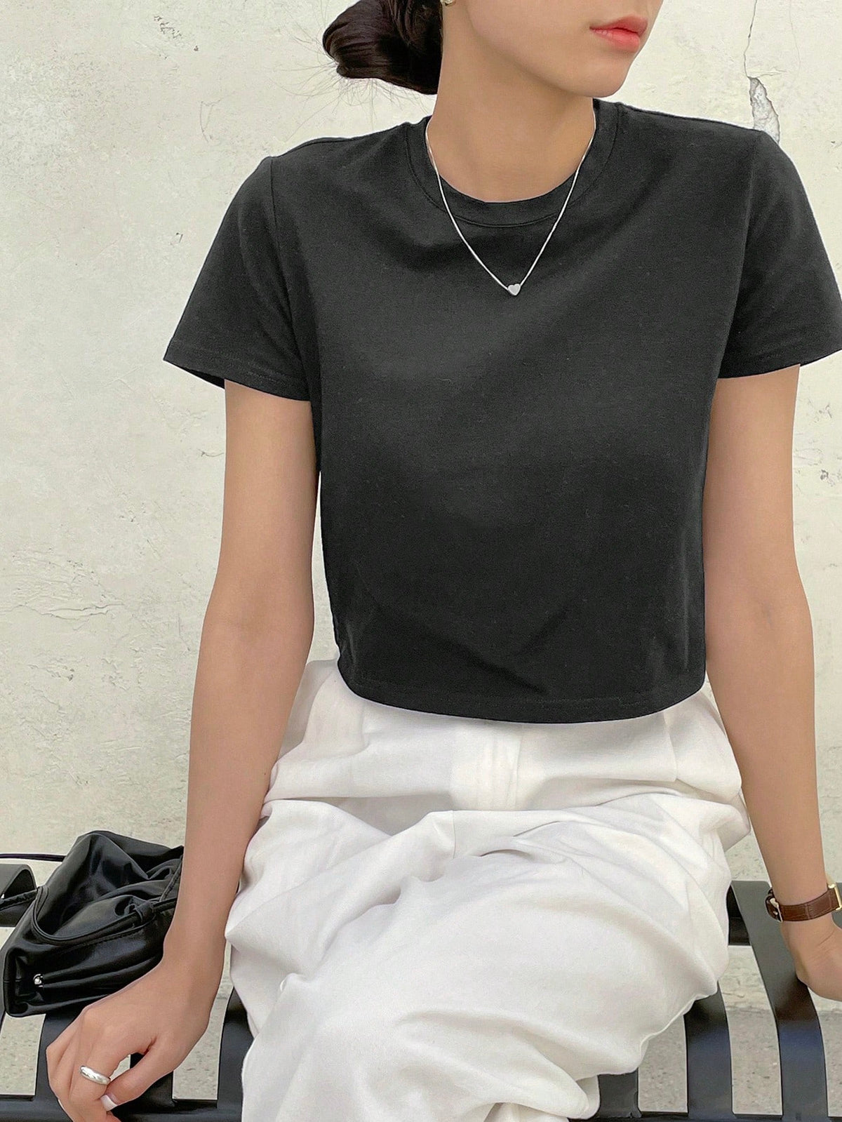 Dazy-Less Camiseta corta de cuello redondo de estilo "Old Money" para mujer, ropa de trabajo informal de verano
