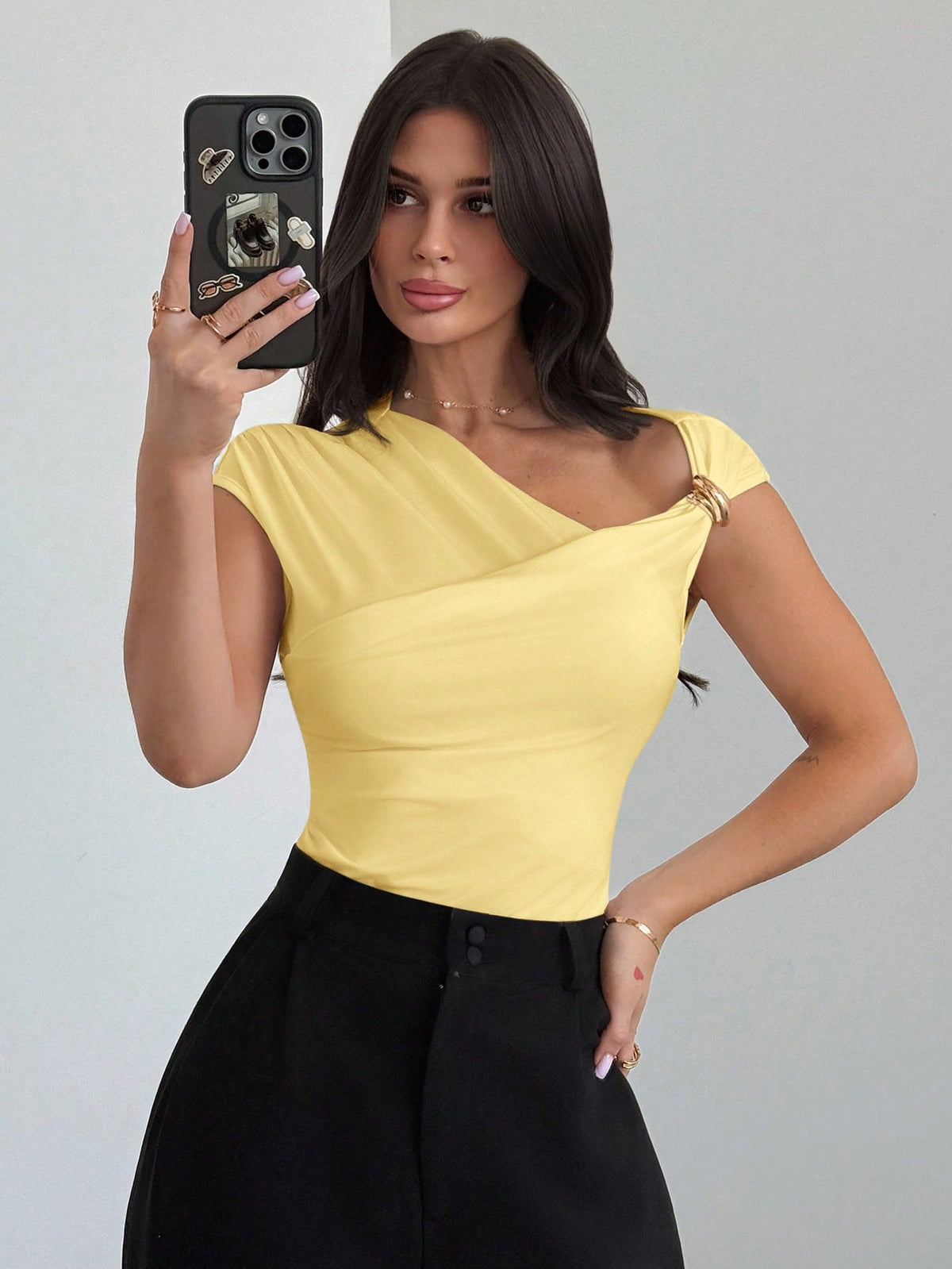 23