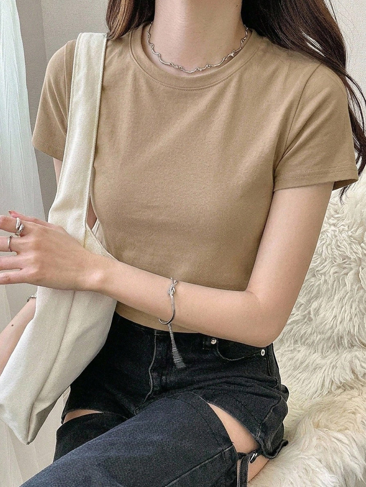 Dazy-Less Top corto de cuello redondo de un solo color, estilo Old Money para el verano, casual de negocios para mujer