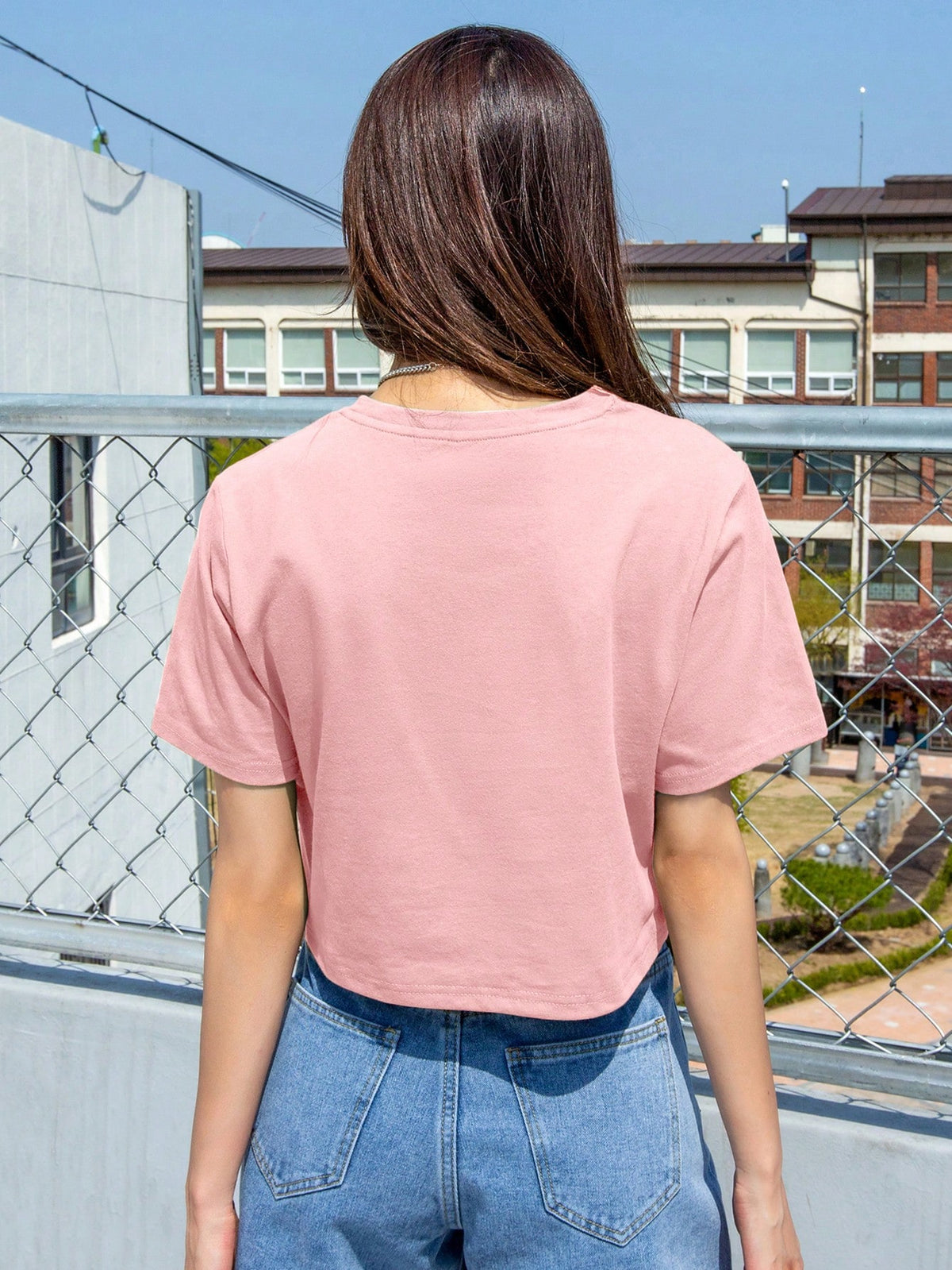 DAZY Camiseta corta con gráfico de eslogan: "HACER LO QUE QUIERAS" - Verano
