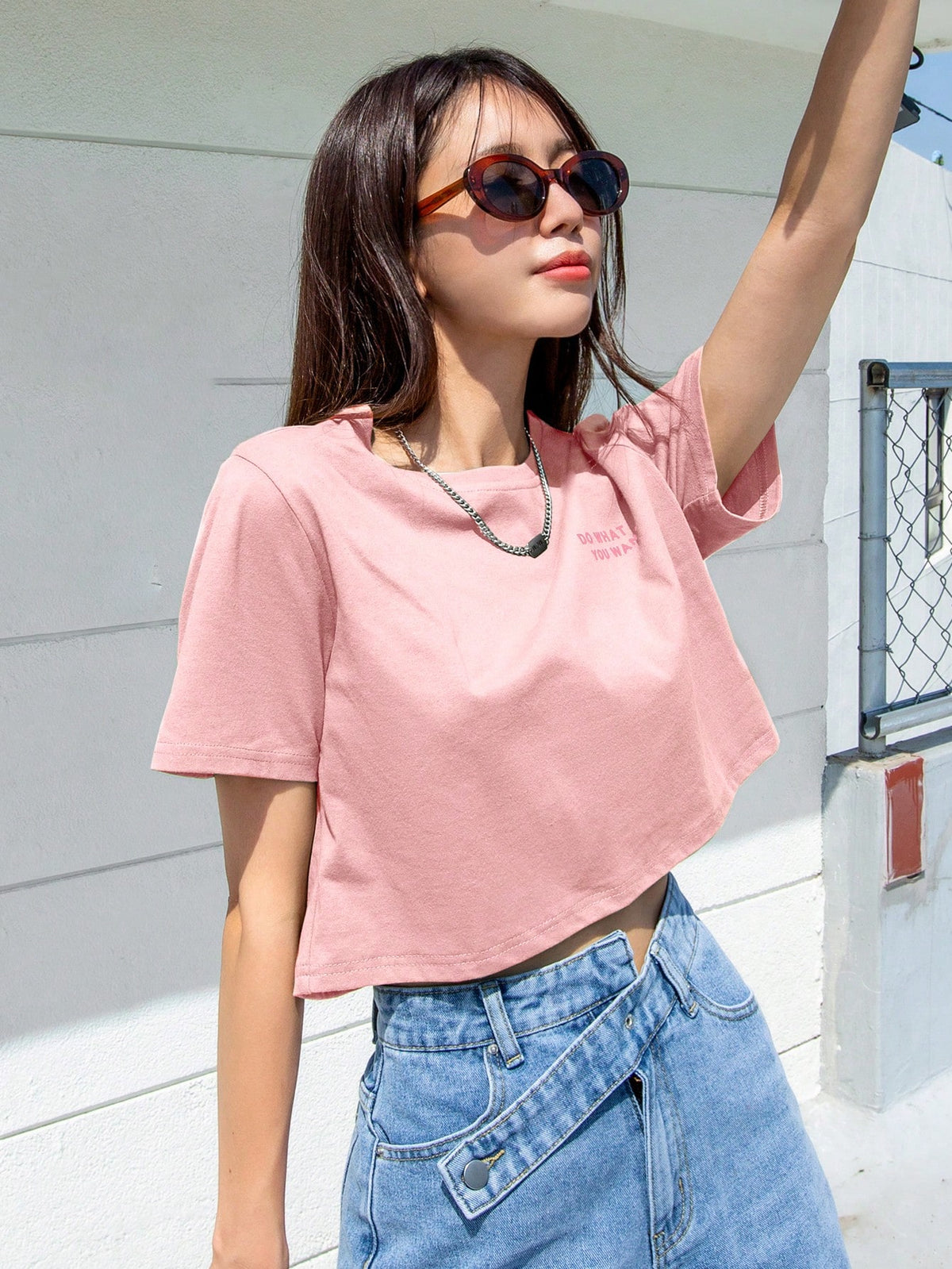 DAZY Camiseta corta con gráfico de eslogan: "HACER LO QUE QUIERAS" - Verano