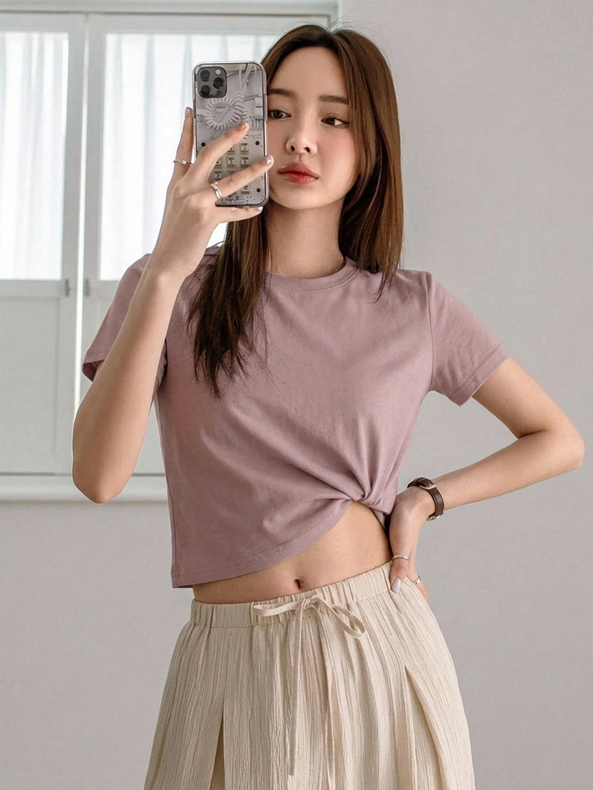 Dazy-Less Camiseta de manga corta de cuello redondo de unicolor casual de verano, Crop Tops de mujer de negocios casual ropa de trabajo para mujer