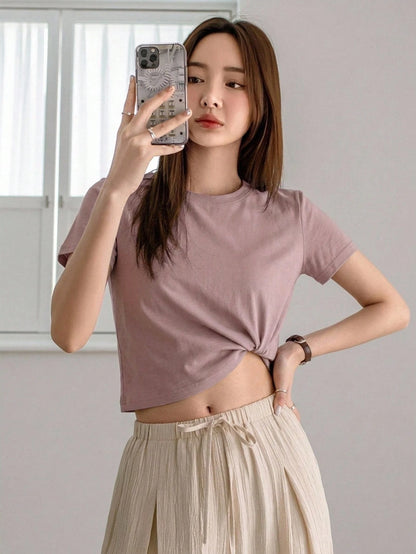 Dazy-Less Camiseta de manga corta de cuello redondo de unicolor casual de verano, Crop Tops de mujer de negocios casual ropa de trabajo para mujer