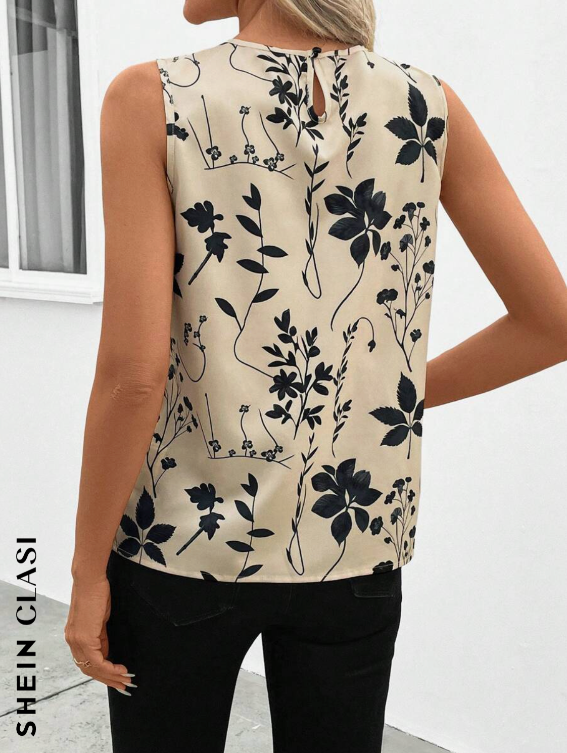 SHEIN Clasi Blusa casual y elegante para primavera/verano de cuello redondo, con pliegues, sin mangas, ajustada, estampado de plantas en caqui y negro